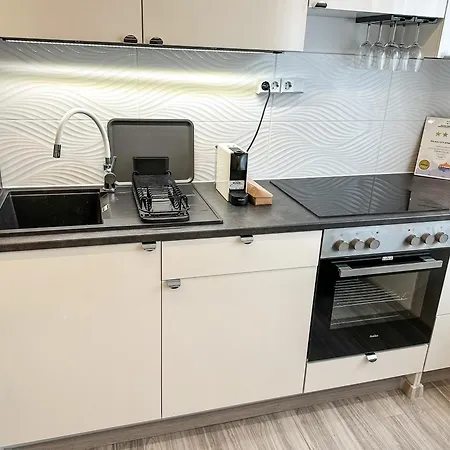 Apartment Palace Apartman,t13, Ac, Klima Szekesfehervar