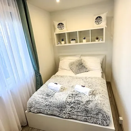 Palace Apartman,t13, Ac, Klima *