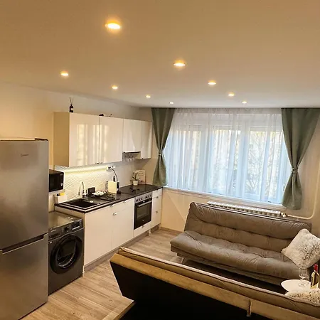Apartment Palace Apartman,t13, Ac, Klima