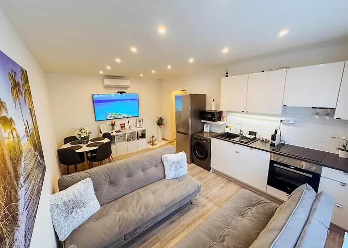 Palace Apartman,t13, Ac, Klima Appartamento